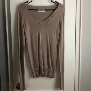 Brown Hollister sweater